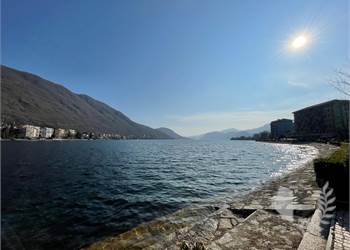 TRILOCALE IN CENTRO OMEGNA