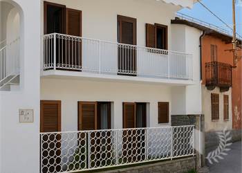 LAGO D'ORTA LOC. Quarna Sopra